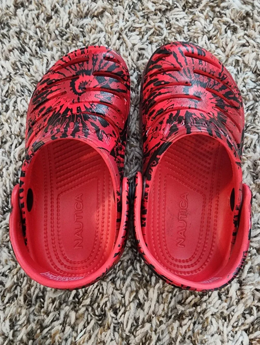 Nautica Kids Red and Black Tie-Dye Clog Sandals 8